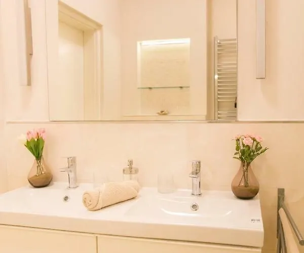 Lägenhet Panni Stylish Two Bedroom Flat By Andrassy Street Budapest