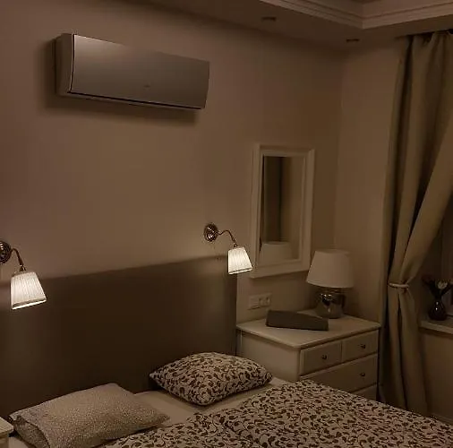 Panni Stylish Two Bedroom Flat By Andrassy Street * ブダペスト